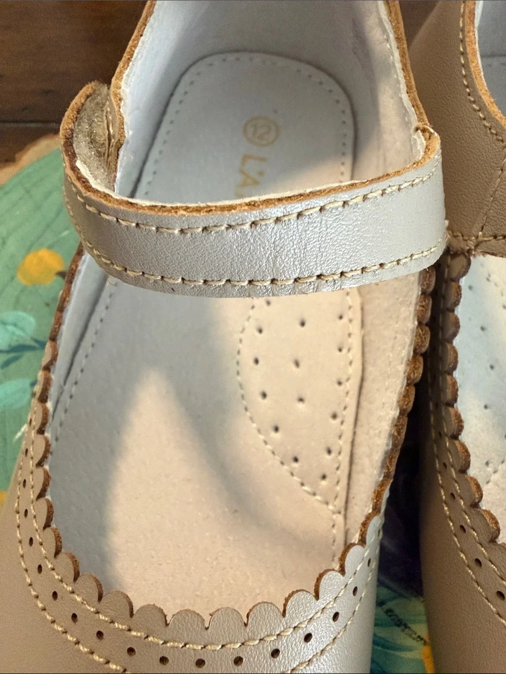 L'Amour Cream Mary Jane Dress Shoes for Kids